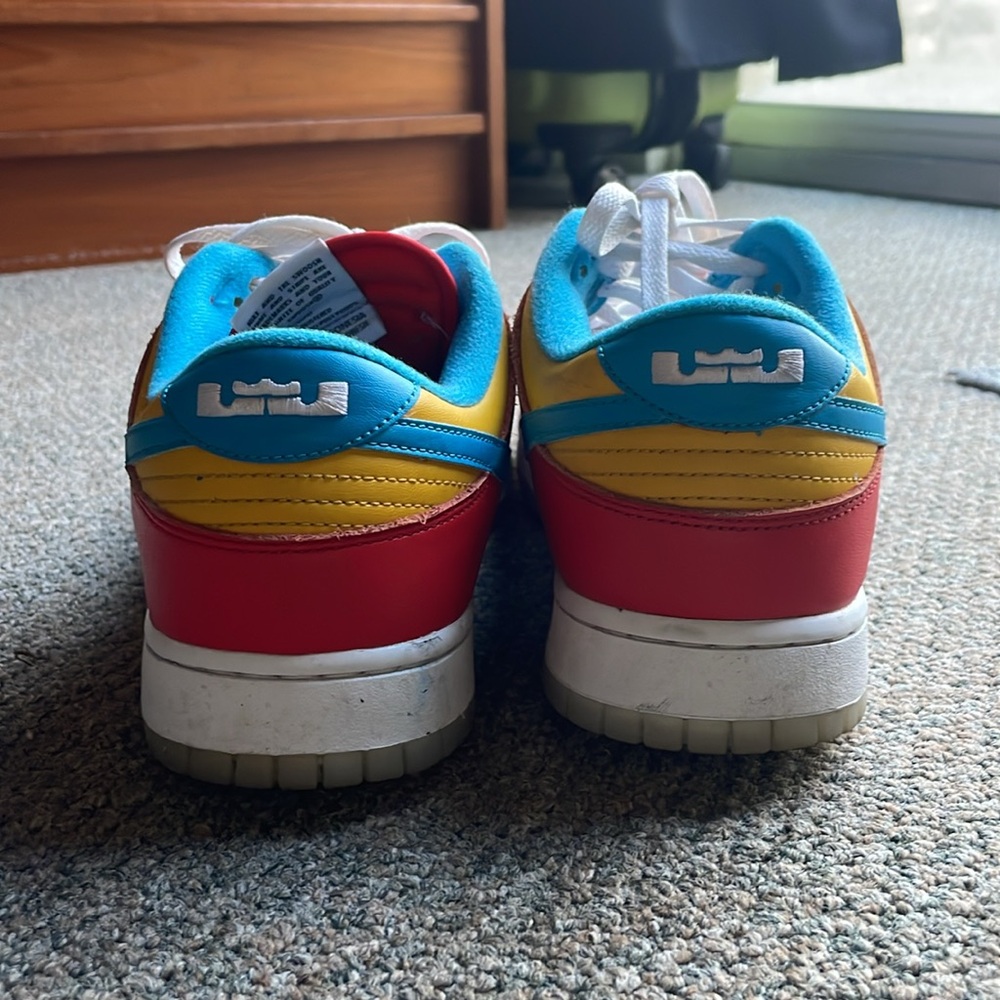 Nike Lebron Fruity Pebbles - Picture 6 of 6